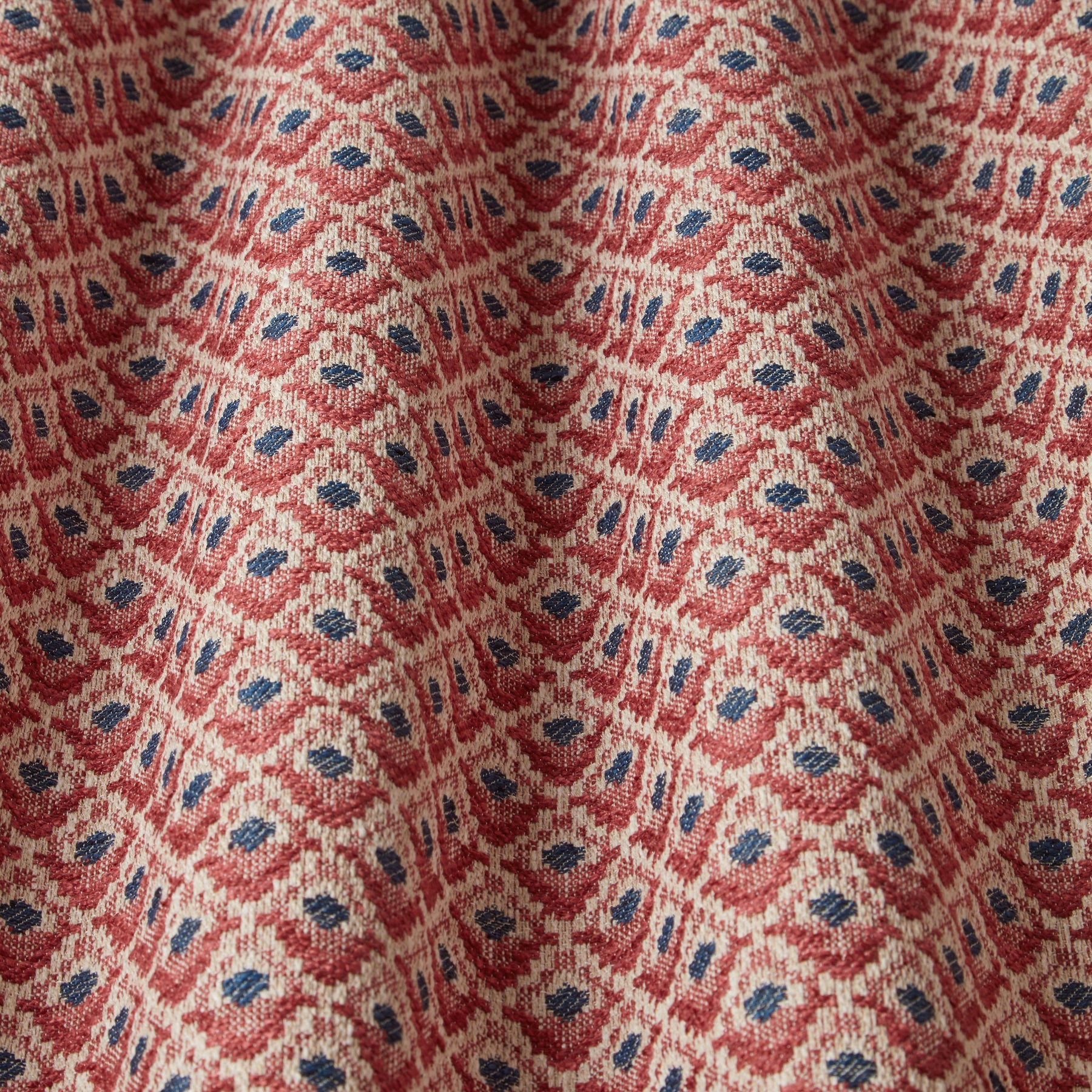 iLiv Alps Fabric Rouge