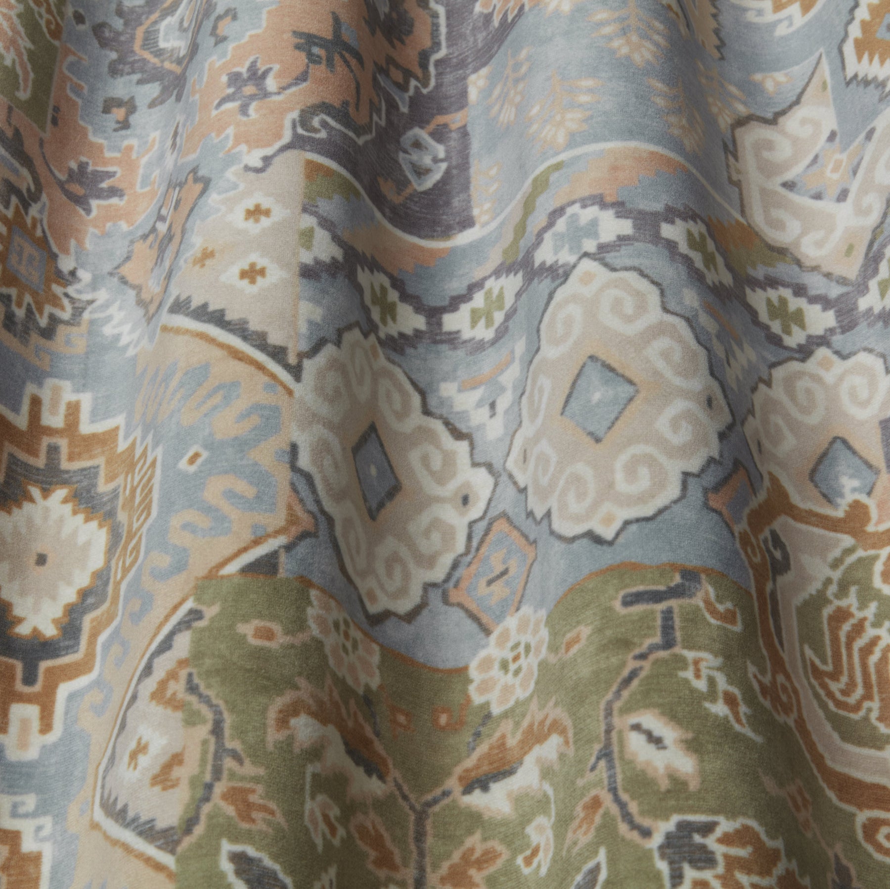 iLiv Chalet Fabric Shell