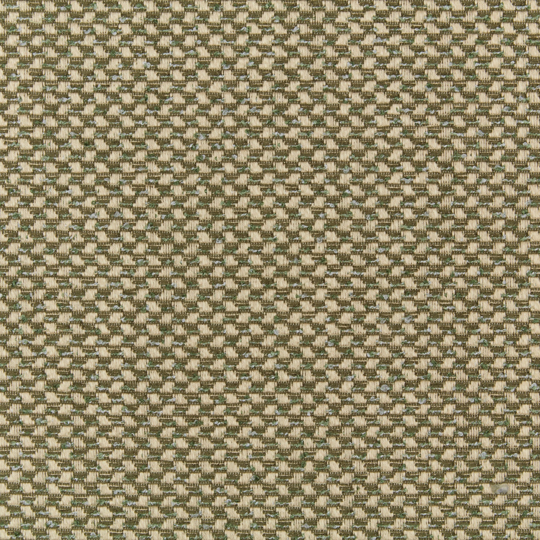 iLiv Selva Fabric Hunter