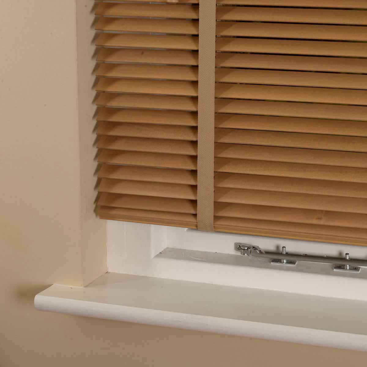 25mm Elementi Wood Venetian Blind With Tapes Tawny