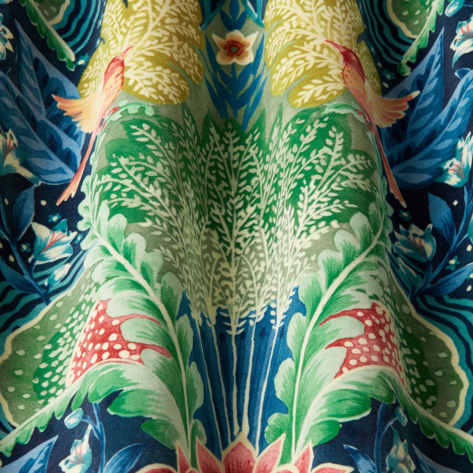 iLiv Babooshka Velvet Fabric Midnight