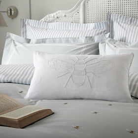 Sophie Allport - Bees Bedding Collection Duckegg