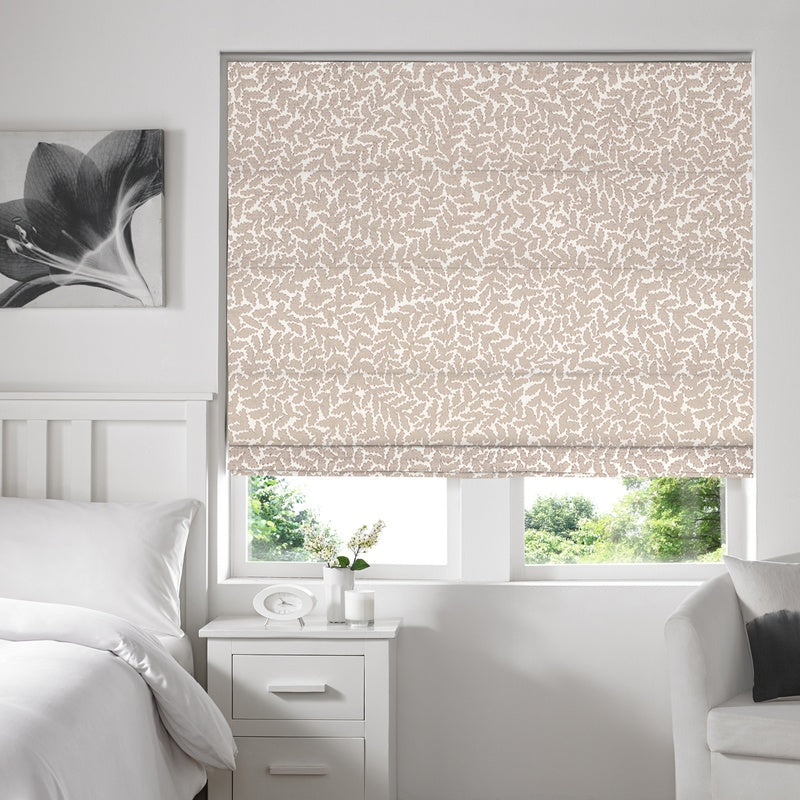 Chester Roman Blind Champagne