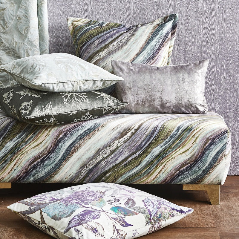 Prestigious Textiles Heartwood Velvet Fabric Evergreen