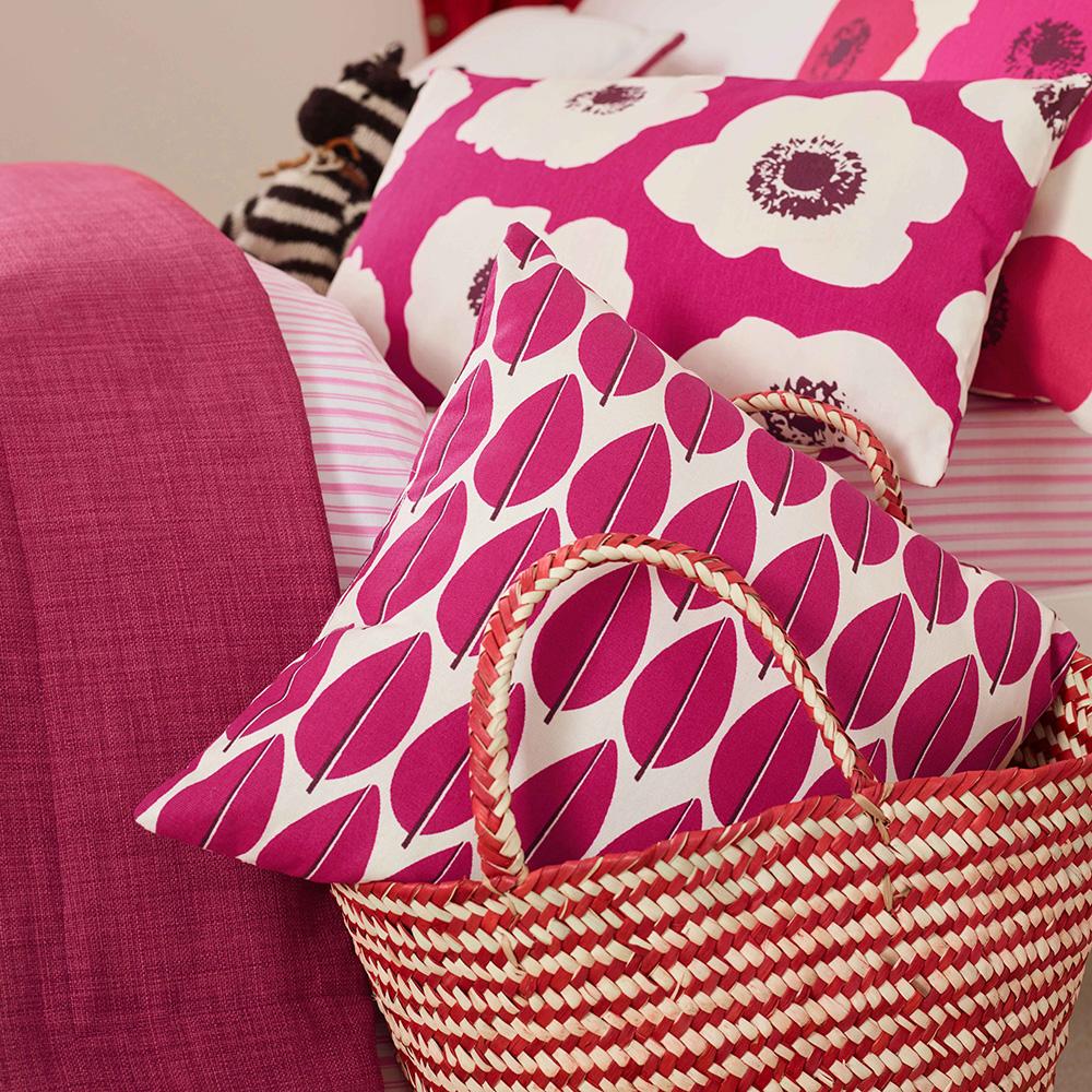iLiv Vallmo Fabric Carnelian