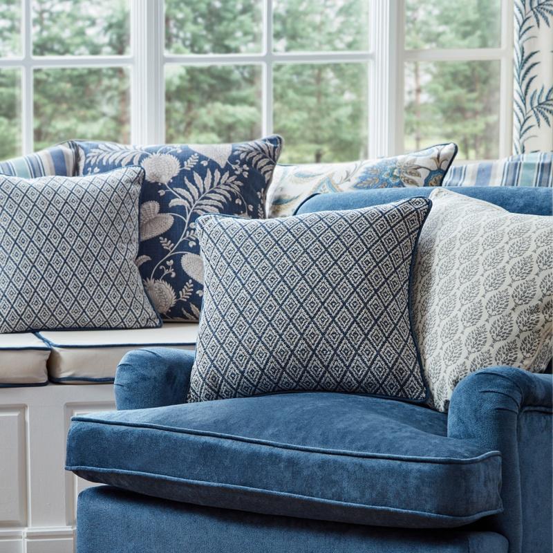 iLiv Etienne Fabric Sapphire
